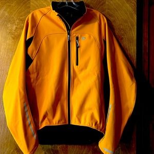 Pearl Izumi Men’s soft shell Elite Jacket